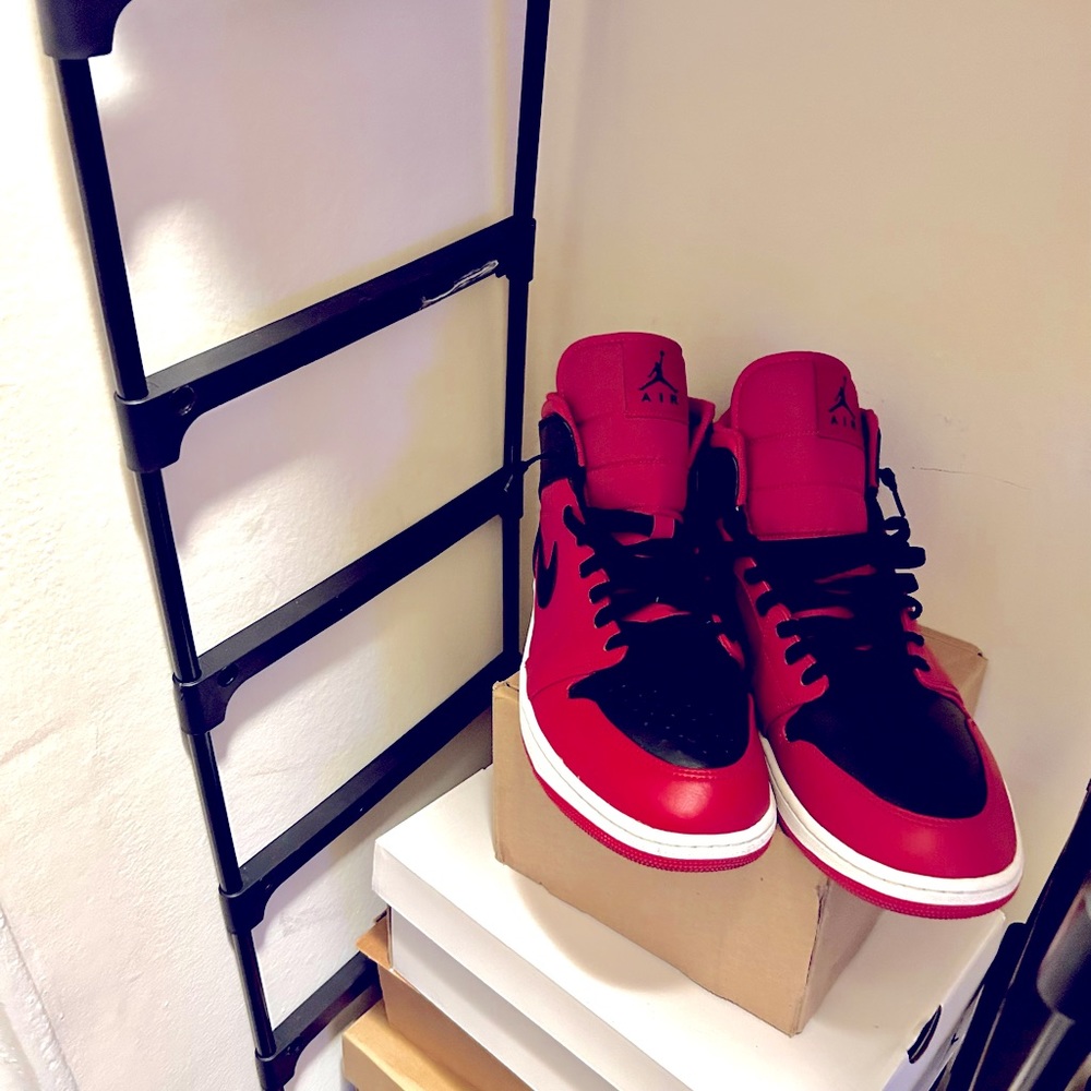 Men’s Retro Chicago Bulls Jordan 1 size 14